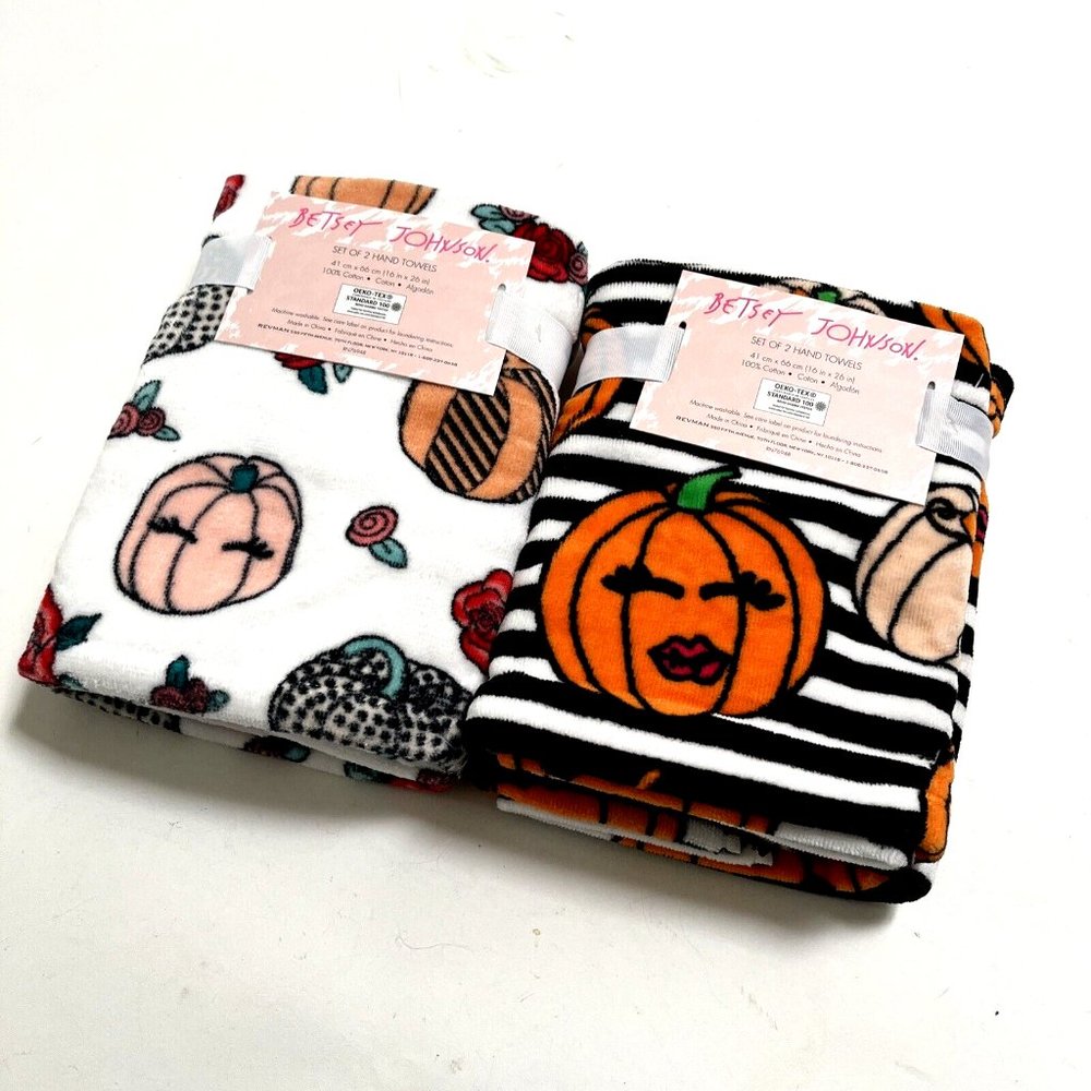 Betsey Johnson Halloween Pumpkin 4pc Hand Towel Set Black Orange NWT